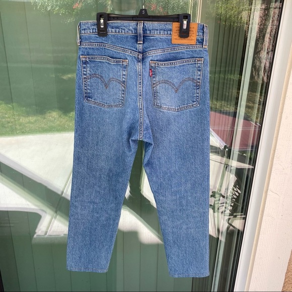 Levis Women's Wedgie Premium Quality Blue Jeans Size 26*25 - Picture 4 of 8